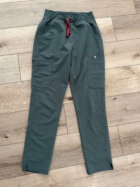 FIGS Yola Pants in Bonsai